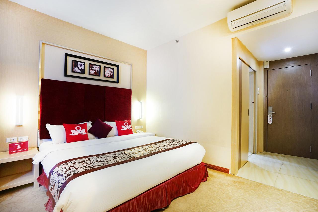 Zen Rooms Near Bcs Mall Penuin Batam Bagian luar foto