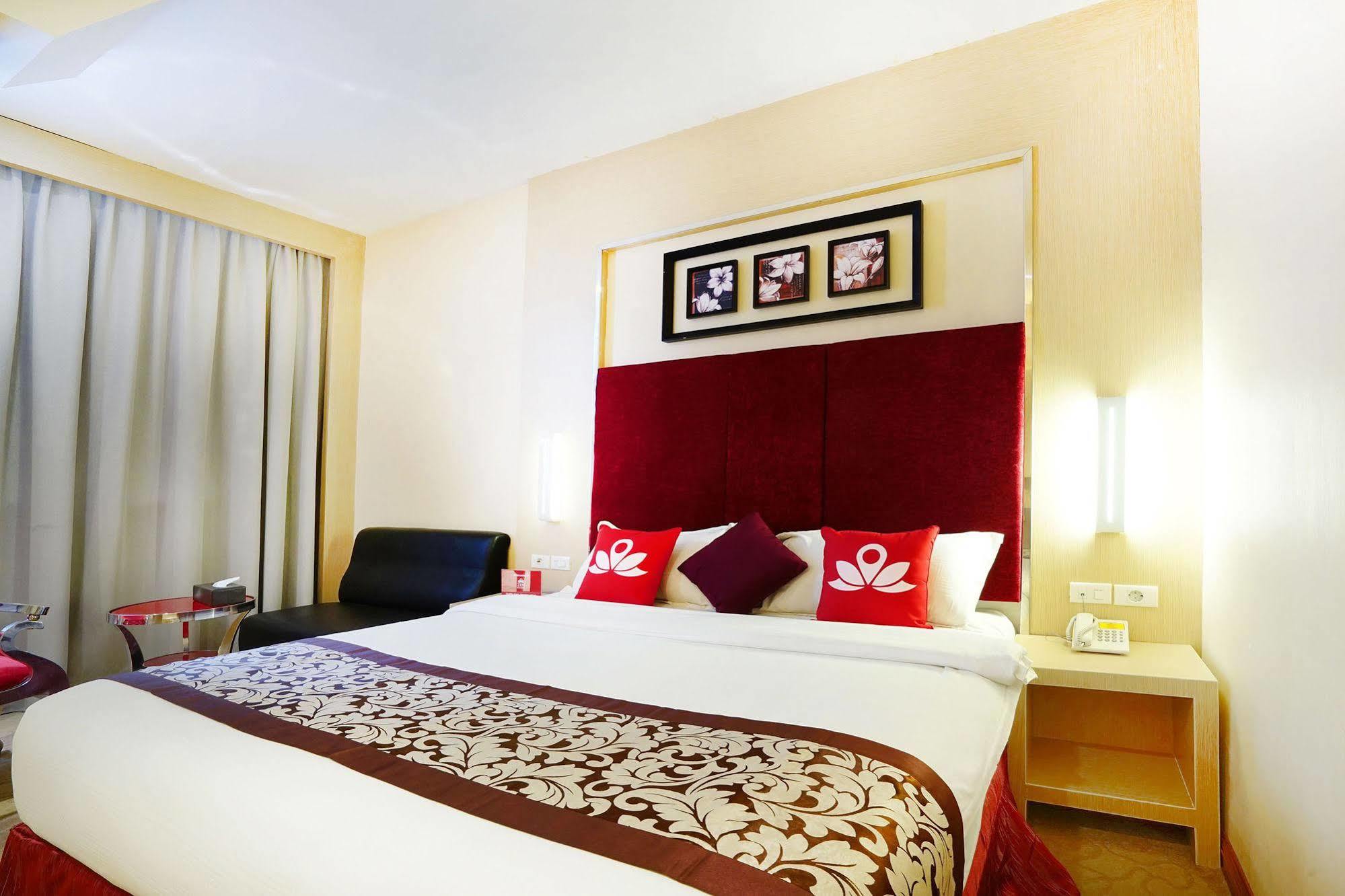 Zen Rooms Near Bcs Mall Penuin Batam Bagian luar foto