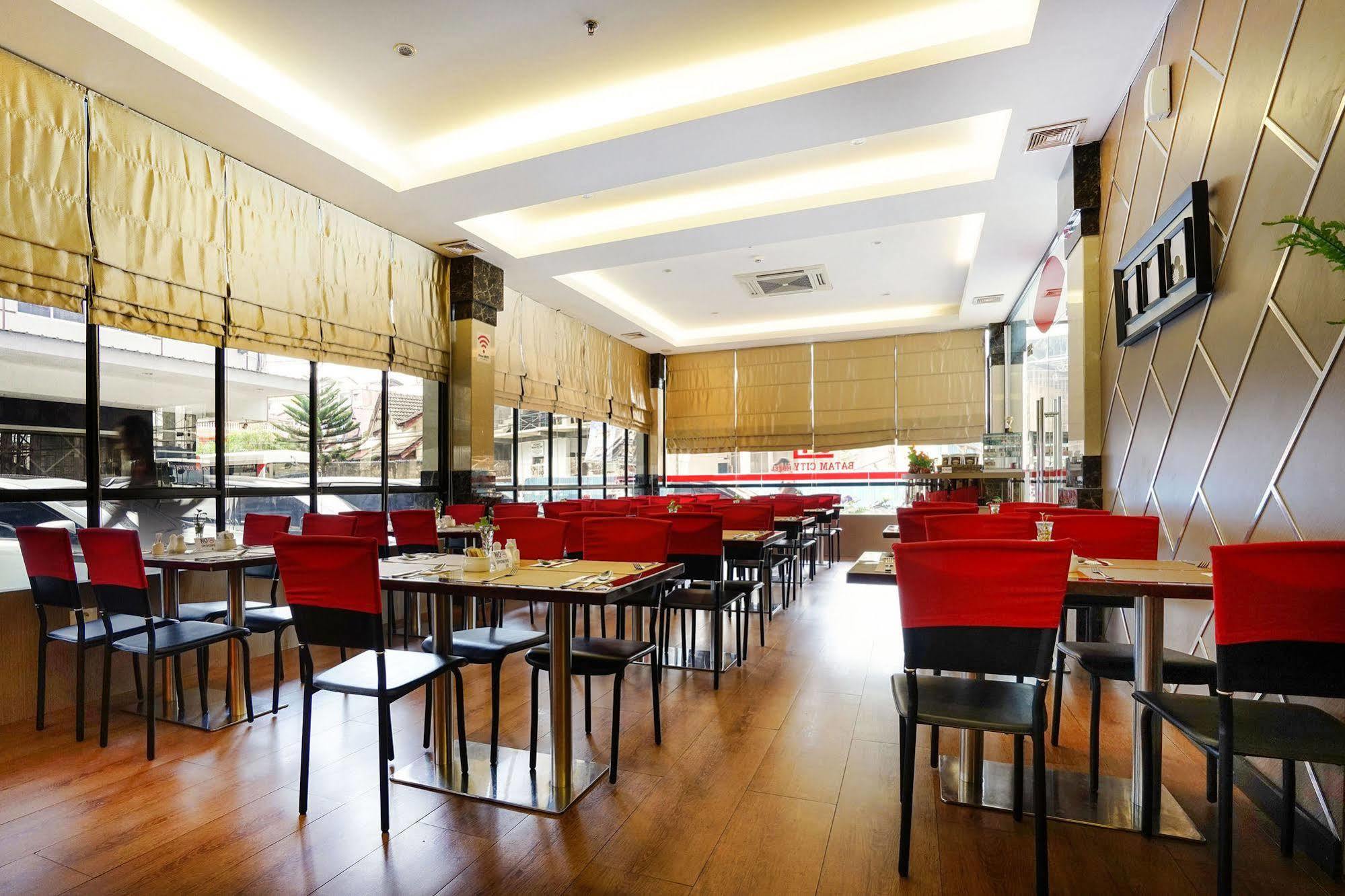 Zen Rooms Near Bcs Mall Penuin Batam Bagian luar foto